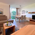 Ferienwohnung-9-Mit-Schwimmbad-Sauna-Residenz-Passat-Doese