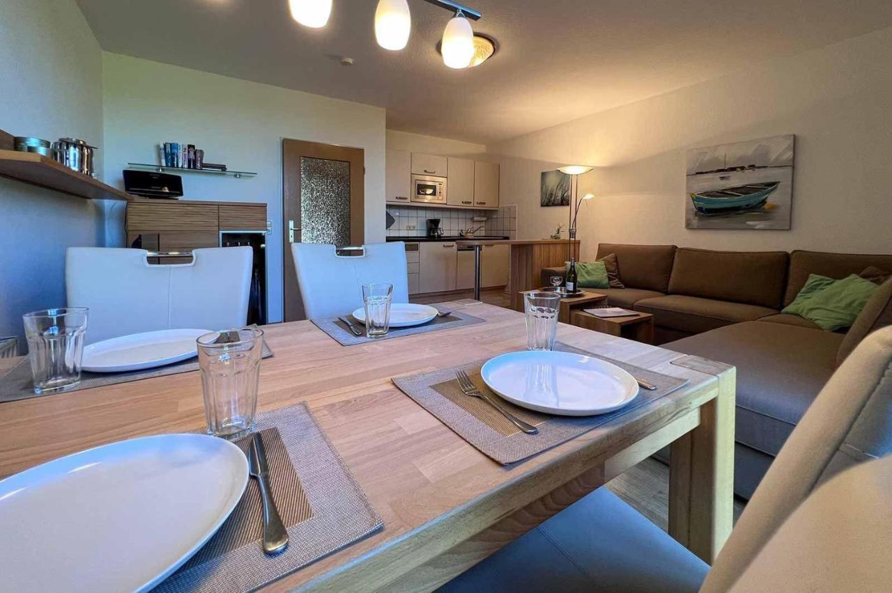Ferienwohnung-9-mit-schwimmbad-sauna-residenz-passat-doese Apartment